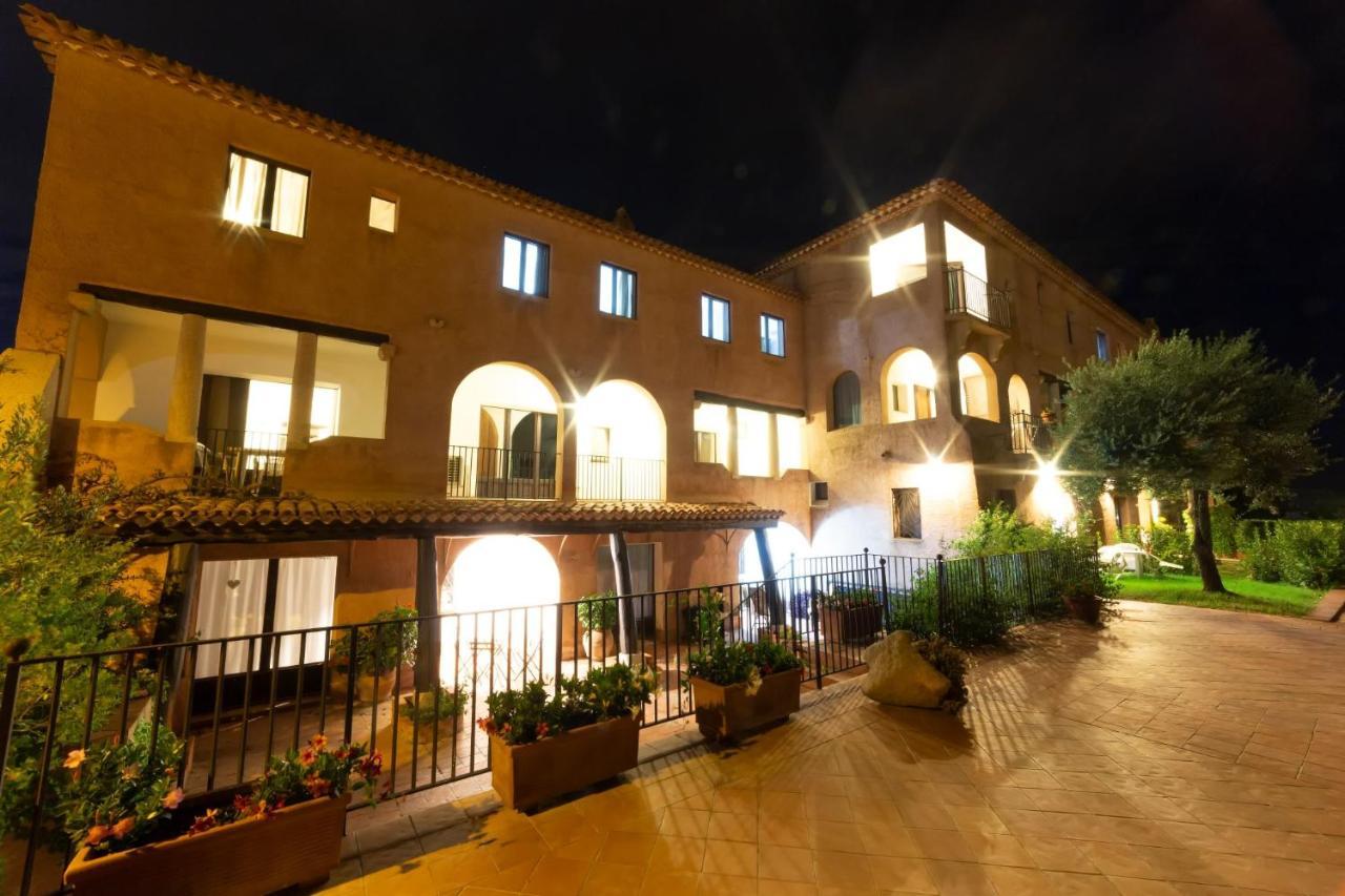 Residence La Rosa Porto San Paolo  Exterior photo