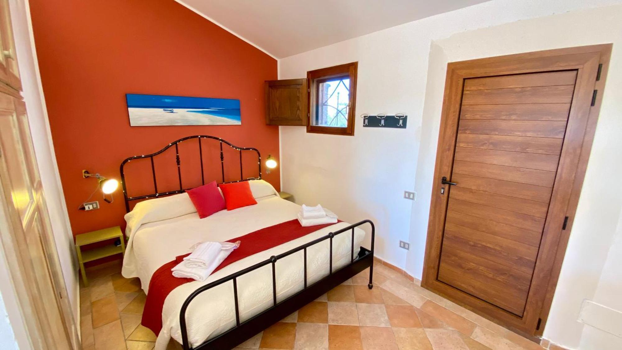 Residence La Rosa Porto San Paolo  Exterior photo