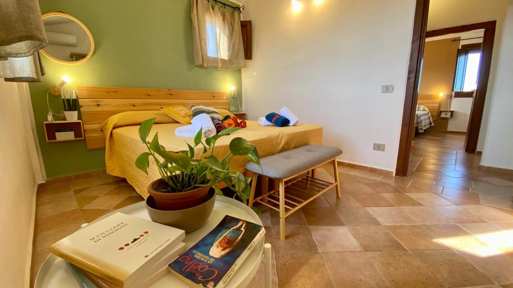 Residence La Rosa Porto San Paolo  Exterior photo